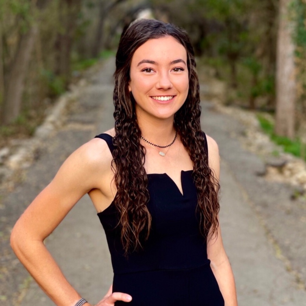 Meet your Posher, Caitlyn